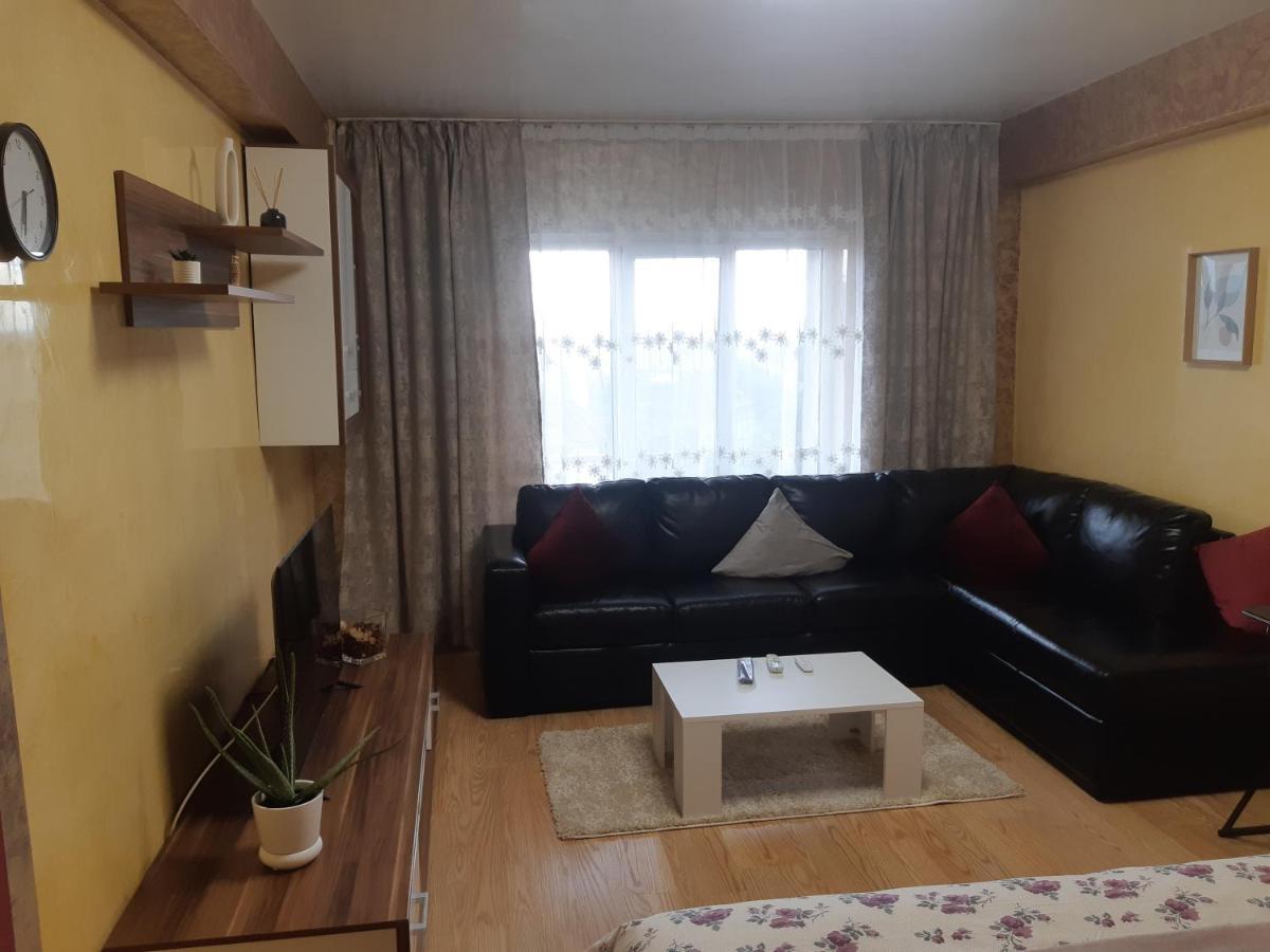 Apartament In Centrul Iasului Iasi Exterior photo
